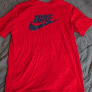 Nike Men’s Red Tee with Dark Navy Logo